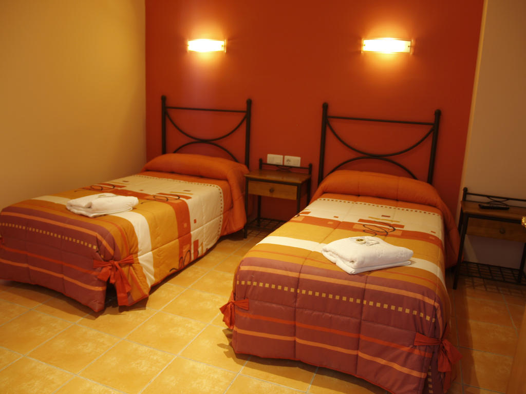 Hostal Portell Portell de Morella Номер фото